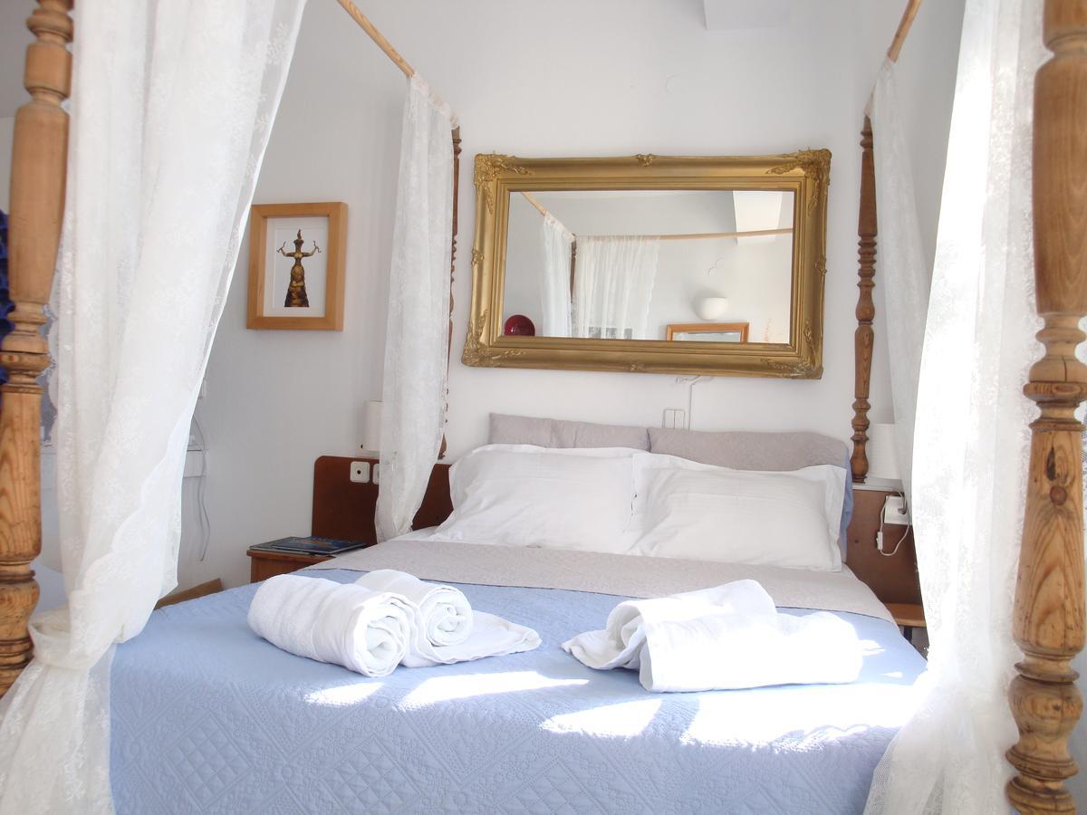 Big Blue Apartments Міртос Екстер'єр фото